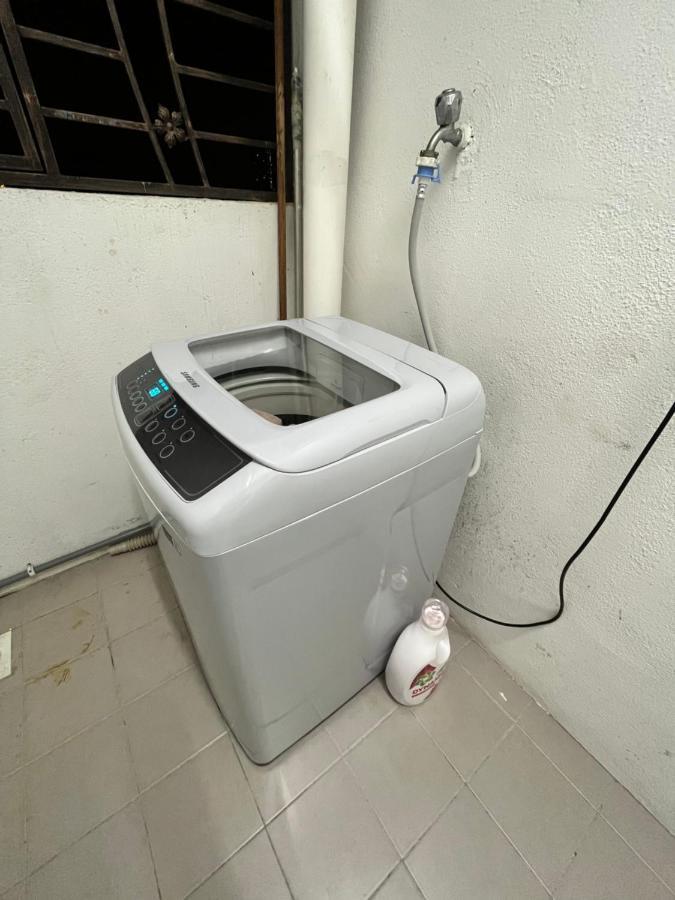 Tropika Homestay Bangi With 3 Bedrooms Kajang Εξωτερικό φωτογραφία